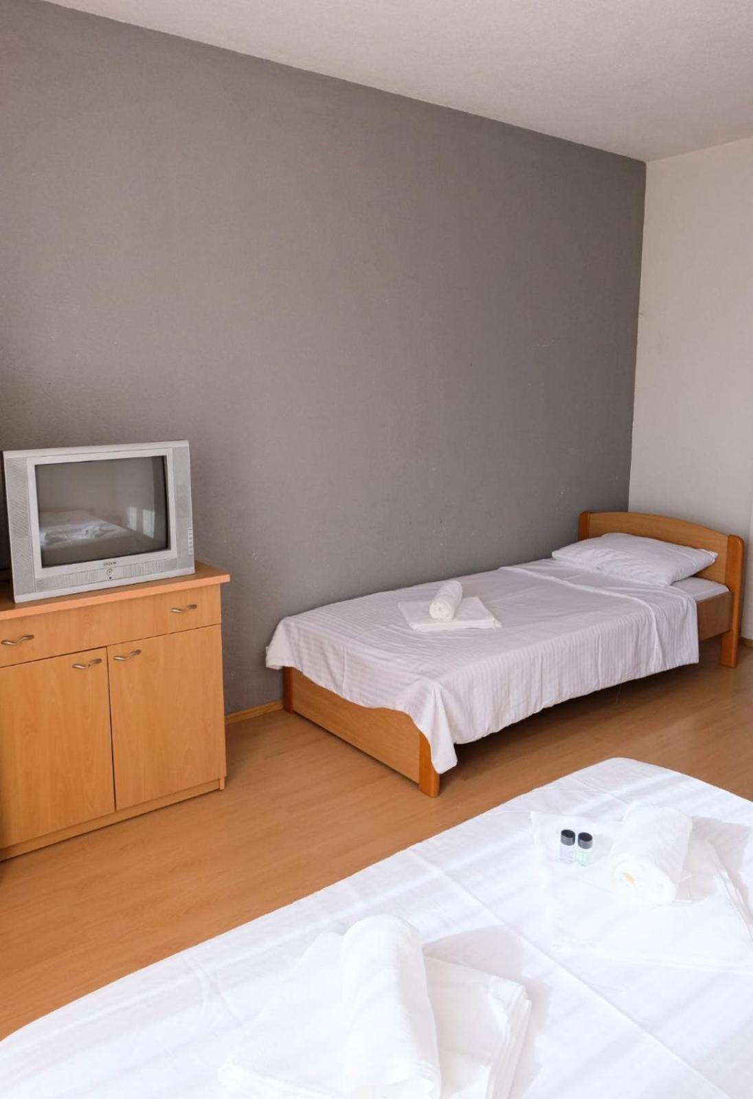 Hotel Ariston Στρούγκα Εξωτερικό φωτογραφία